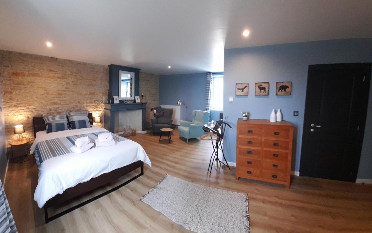 Bed and Breakfast La Galuche Angliers  Экстерьер фото